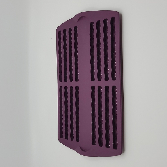 Tupperware Sticks Mold Silicone  New - Picture 2 of 10